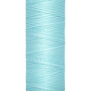 Spool of Gütermann sewing thread in light blue, measuring 100 meters or 110 yards.